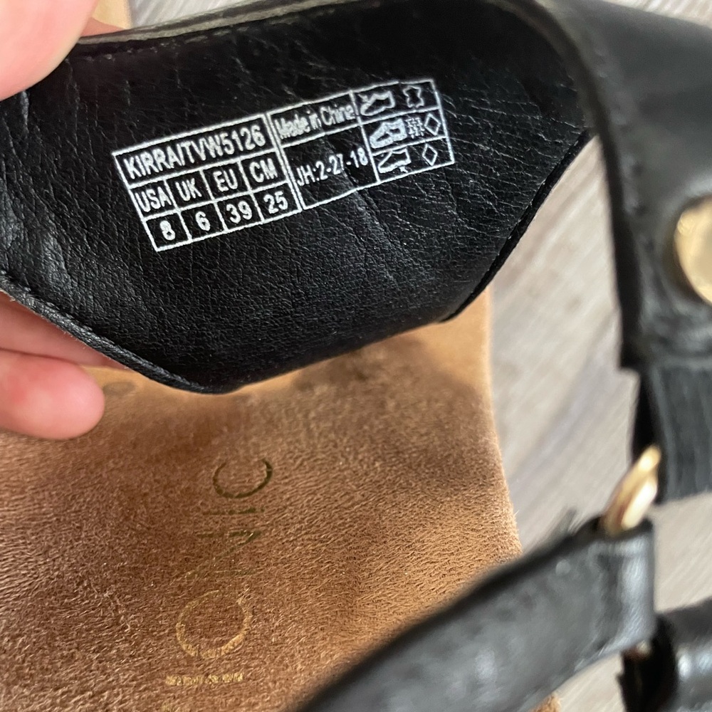 Vionic Kirra Black Leather Sandals - Picture 10 of 12